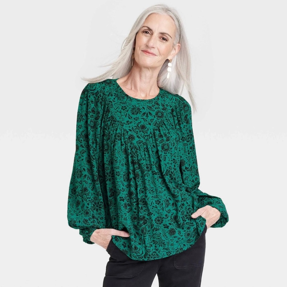 Knox Rose Blouse Green with black paisley size 4x